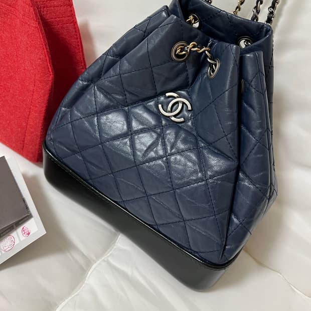 [정품] 샤넬 가브리엘 백팩 스몰 네이비 블랙 26번대