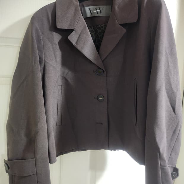 VERA WANG 여성 크롭 자켓