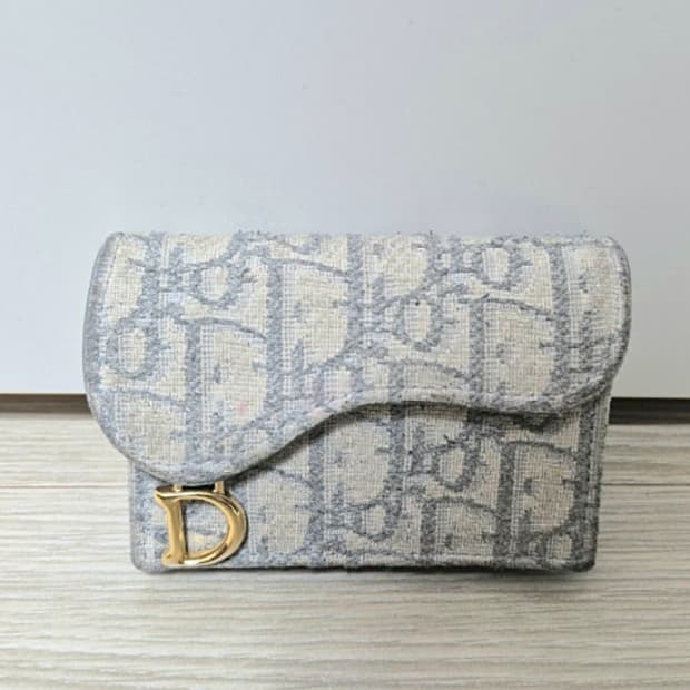 디올 정품 오블리크 새들 카드지갑 팝니다