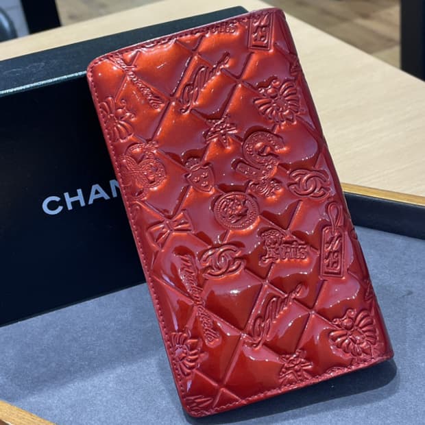 [정품] 샤넬 페이던트 레더 여성 장지갑