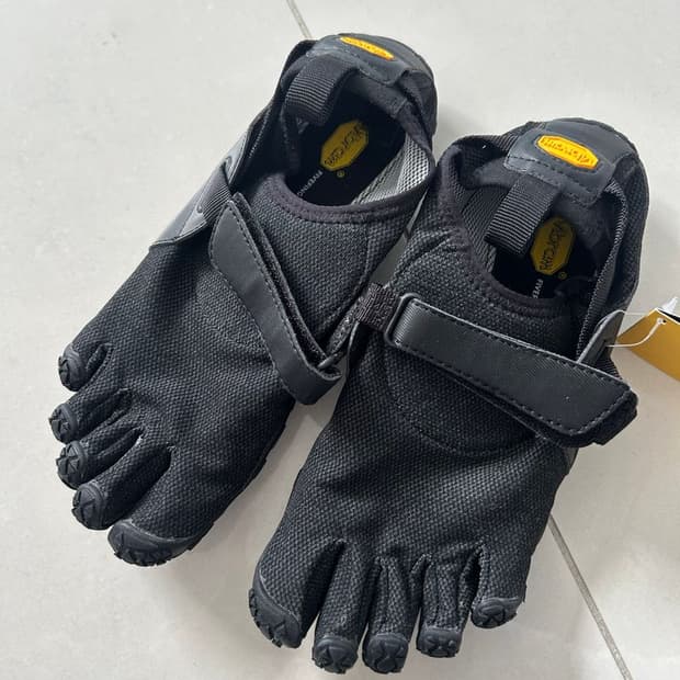 FIVE FINGERS SHOES 파이브핑거스 슈즈