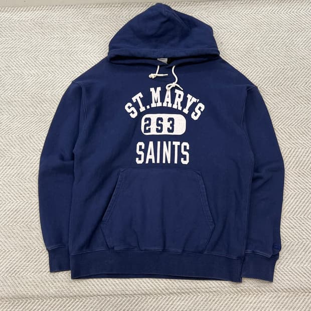 아웃스탠딩 로고 맨투맨 r3060