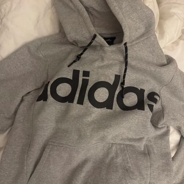 아디다스 빅로고 후드