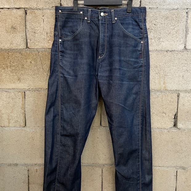 리바이스 엔지니어드진 데님 팬츠
