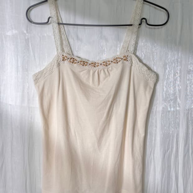 4. sleeveless