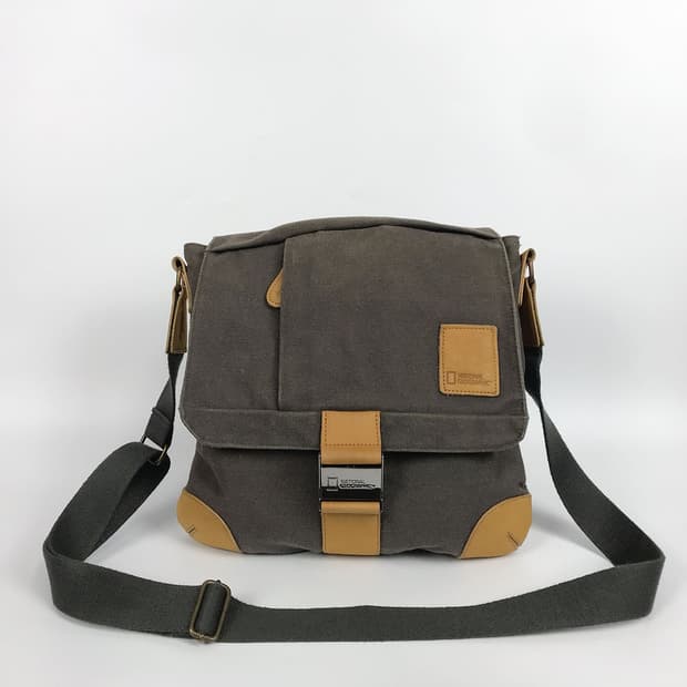 내셔널지오그래픽 코듀라 크로스백 가방