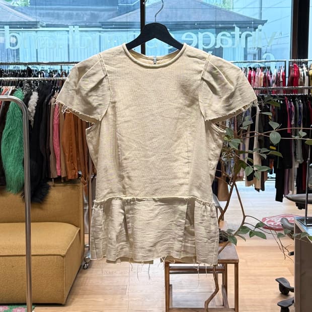 이자벨마랑 베이지 린넨 하프 블라우스 