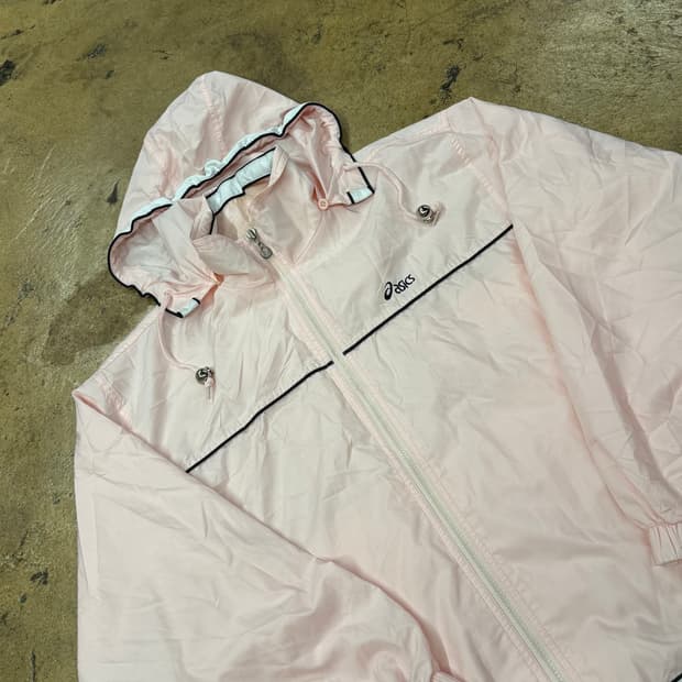 아식스 딸기우유 바람막이 100