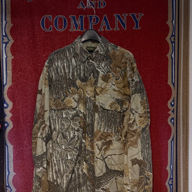 USA made 🇺🇸 Realtree shirts M