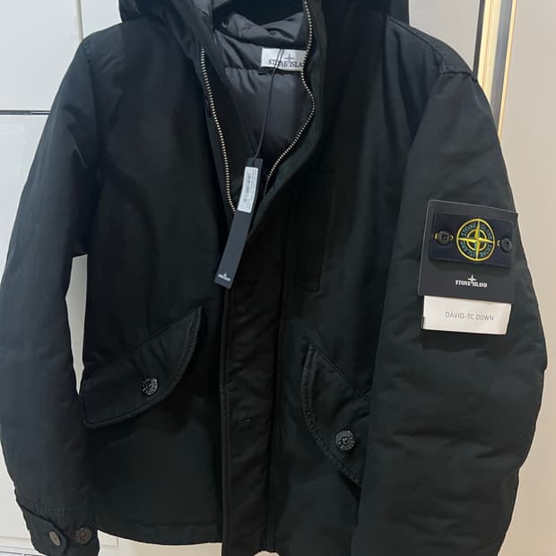 23fw 스톤아일랜드 다비드tc패딩 100-105 (새상품급,한정판)