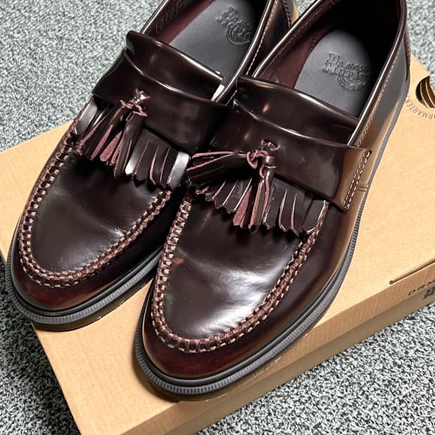 닥터마틴 아드리안(Adrian) 체리레드 280사이즈 새상품