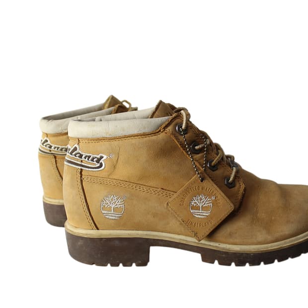 2000s Timberland 미드 컷 처카부츠