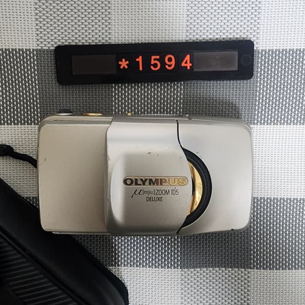 올림푸스 뮤 줌 105 디럭스 필름카메라 파우치포함