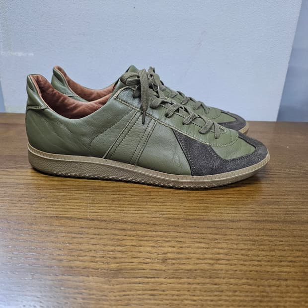 리프로덕션 오브 파운드 스니커즈