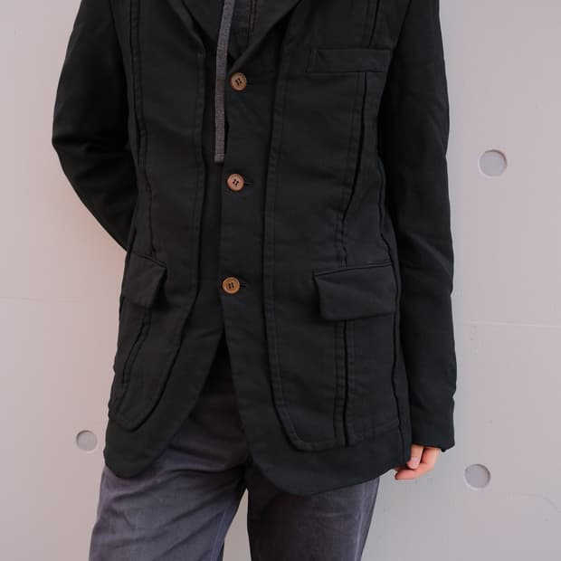 Double lapel shrunken poly tailored jack