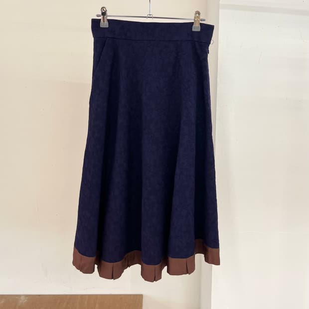 컬러 네이비 코튼 미디스커트