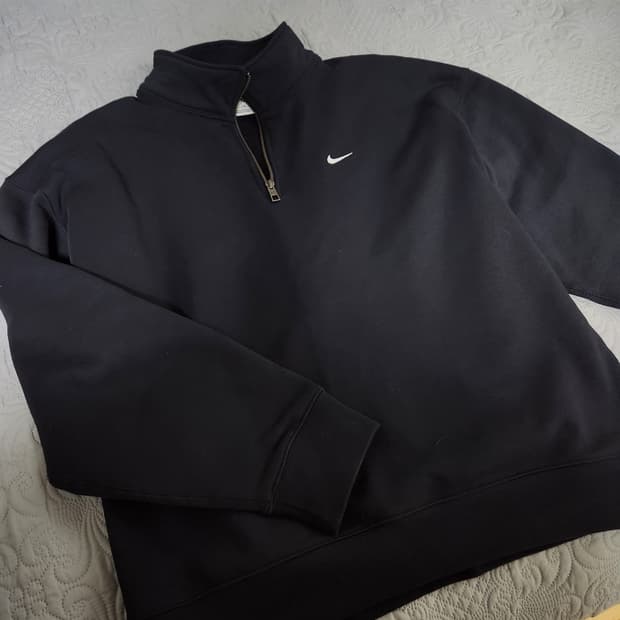 나이키 솔로 스우시 쿼터집업 블랙 색상 XXL