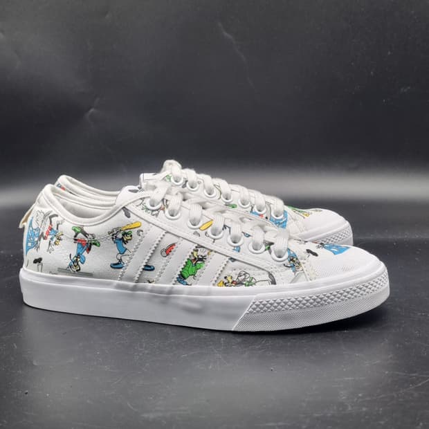 아디다스 니짜 x 디즈니 구피운동화265