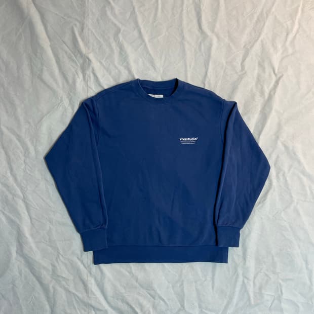 비바스튜디오 맨투맨 