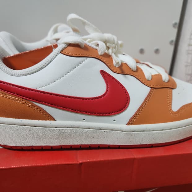 나이키) 새상품 코트 버로우 핫커리 240 245