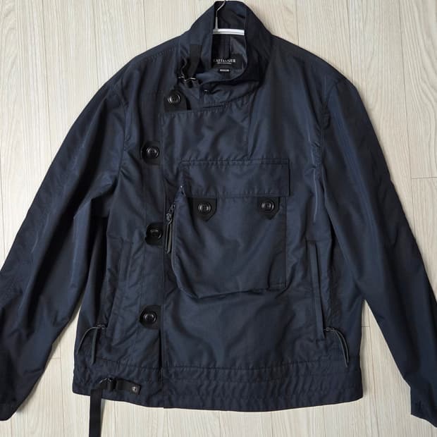 이스트로그 자켓