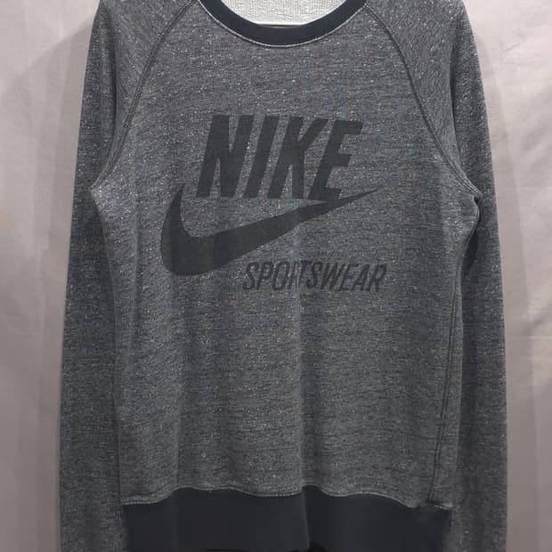 나이키 여성 빅로고 맨투맨 S