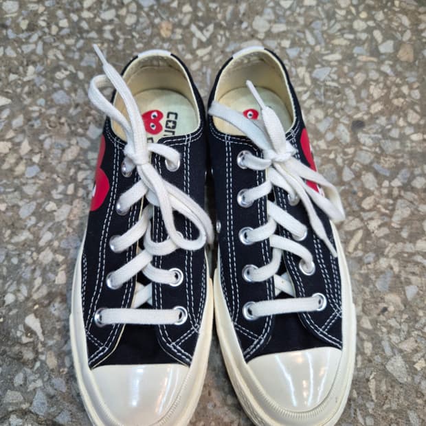 컨버스 x꼼데가르송 여성스니커즈245