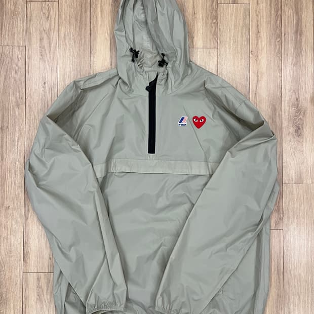 꼼데가르송플레이 까웨 아노락 2XL