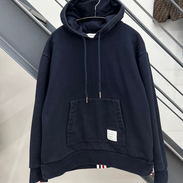 톰브라운 네이비 백삼선 후드티셔츠