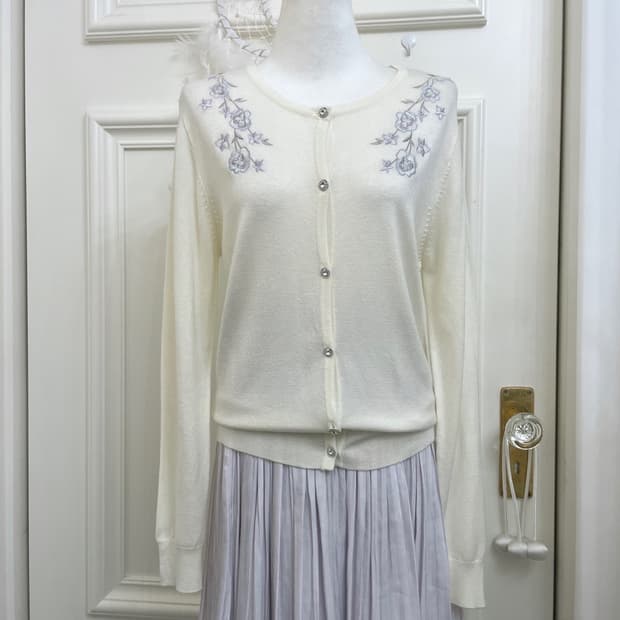 ivory pastel flower embroidery beautiful