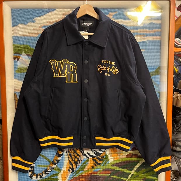 랭글러(Wrangler) 레이싱 바시티 재킷