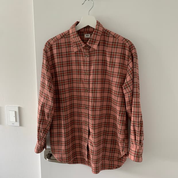 UNIQLO 핑크오렌지 체크 셔츠