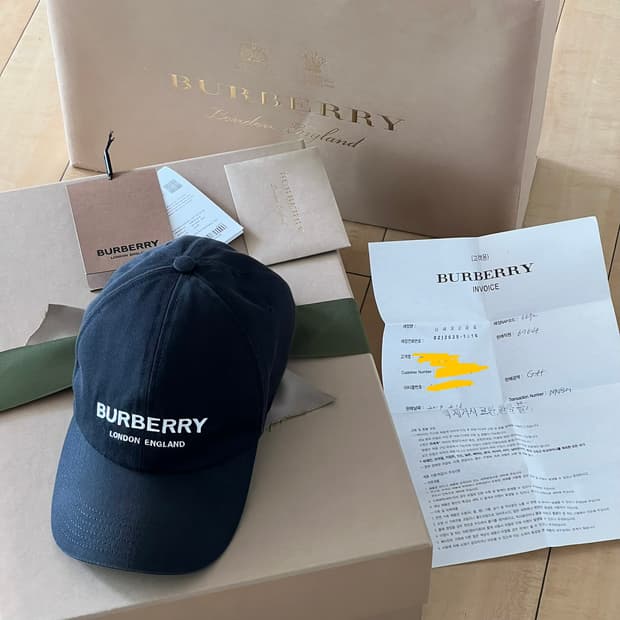버버리 엠브로이더리 볼캡L 새상품