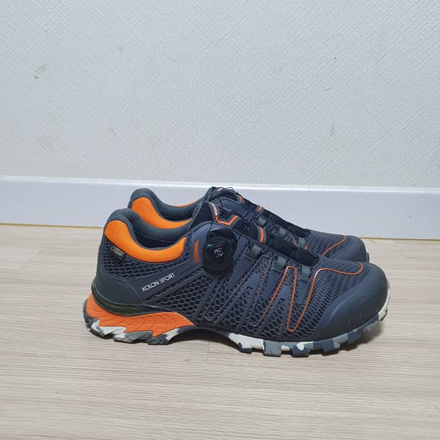 코오롱스포츠 고어텍스 트레킹화 280