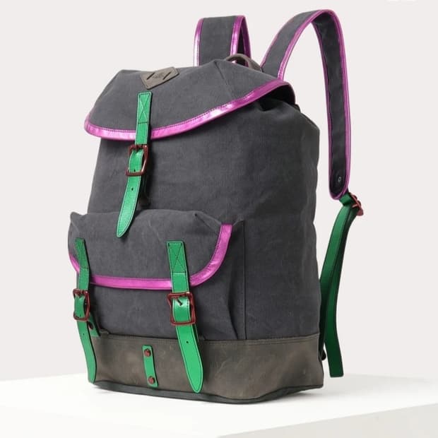 비비안웨스트우드메탈릭밀리터리백팩