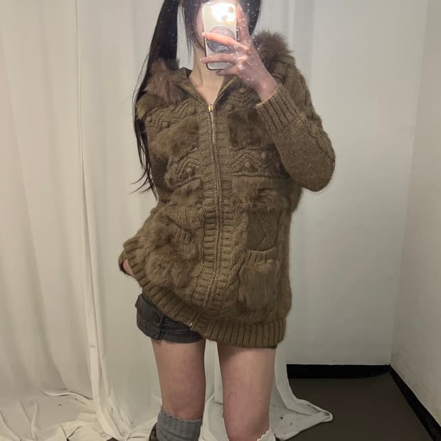 베이지 래빗퍼 트리밍 울프죠 니트 후드집업