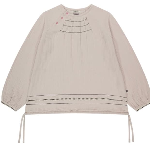 브라이스 핀턱 블라우스 베이지