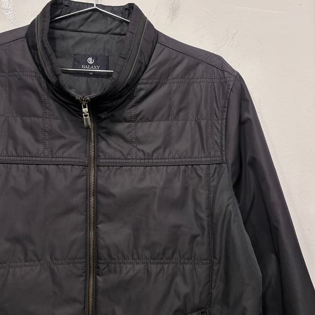 갤럭시 라이프스타일 글로시 퀼팅 경량패딩