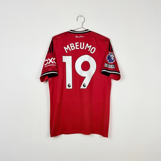 25-26 맨유 홈 음베모 유니폼