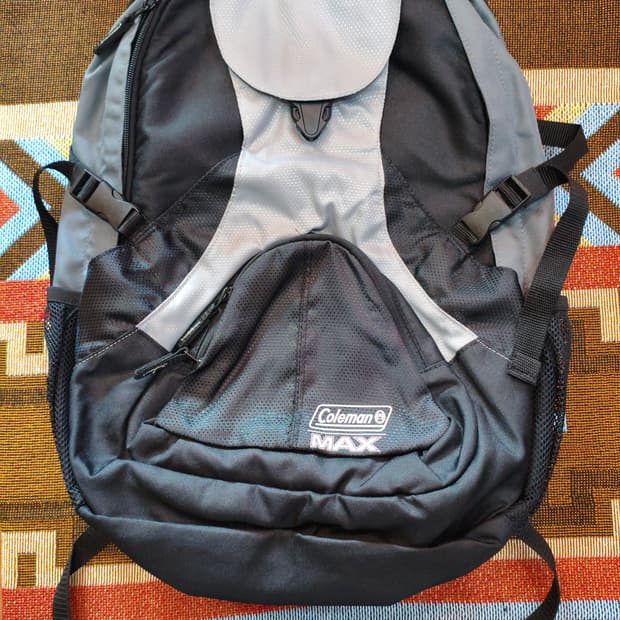 콜맨 맥스 백팩 판매합니다 상태 깨끗합니다
