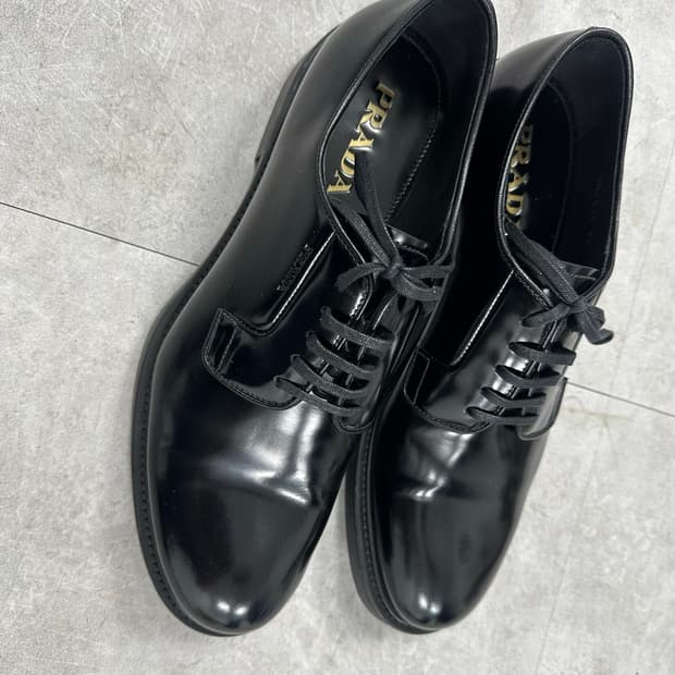 PRADA 남성 더비슈즈 9.5(280-285)거의새것 급처