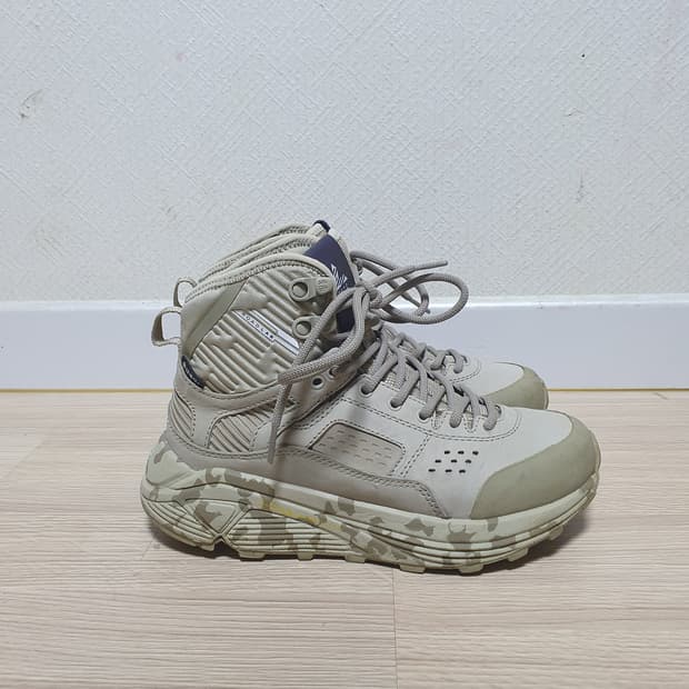 코오롱스포츠 트라이포드 미드 하이킹슈즈 230