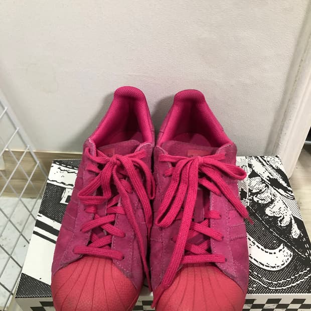 아디다스 슈퍼스타 핑크