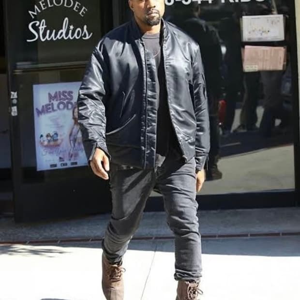 아크네 스튜디오 에이스 유즈드 캐시진 그레이