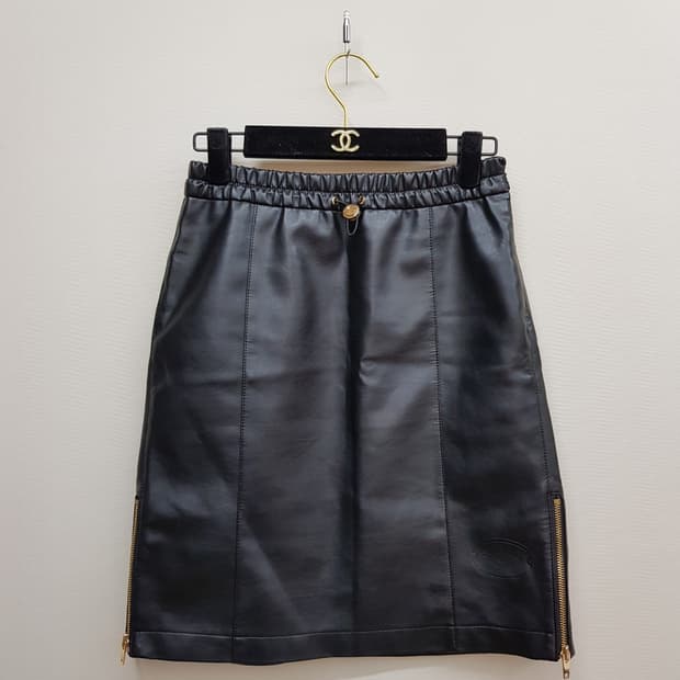 한섬 시스템 2023 에코 레더 밴딩 스커트 61-90사이즈