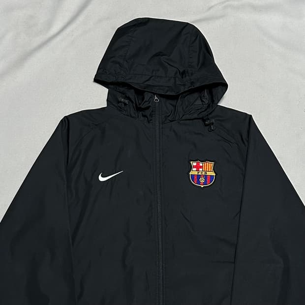 L 나이키 바르셀로나 블랙 스톰핏 바람막이 