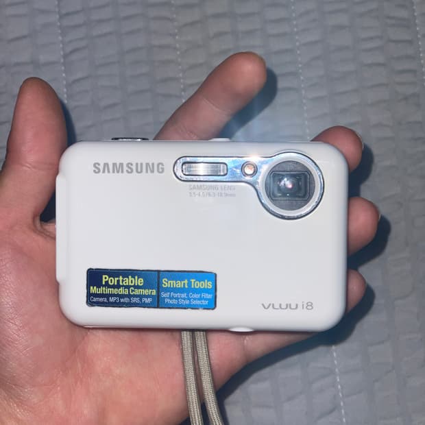 삼성 Samsung Vluu i8/  렌즈 덮개 안 닫힘