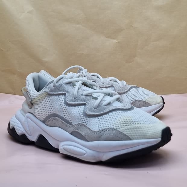 아디다스 오즈위고 운동화 250