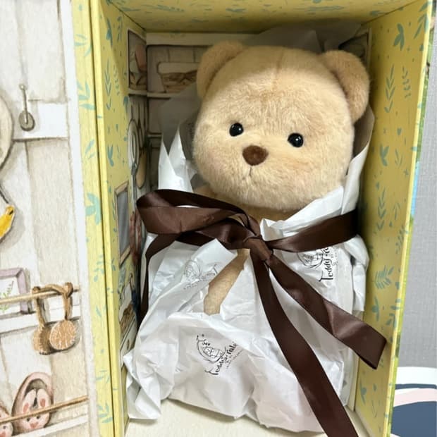Teddy Tale 곰인형