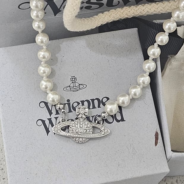 [미사용급] 비비안웨스트우드 진주 초커 목걸이 [정품]